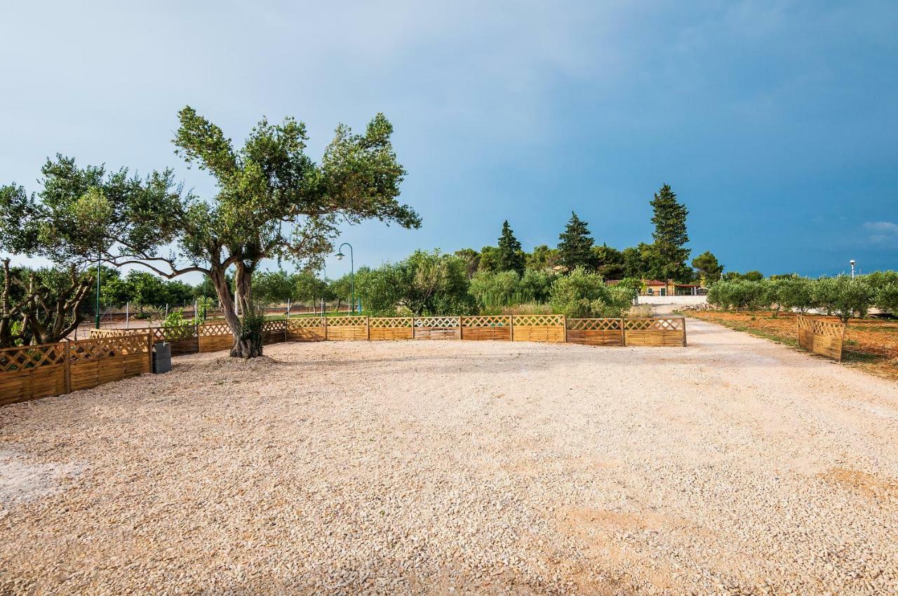 Camp San Antonio Hotel Biograd Na Moru Ngoại thất bức ảnh