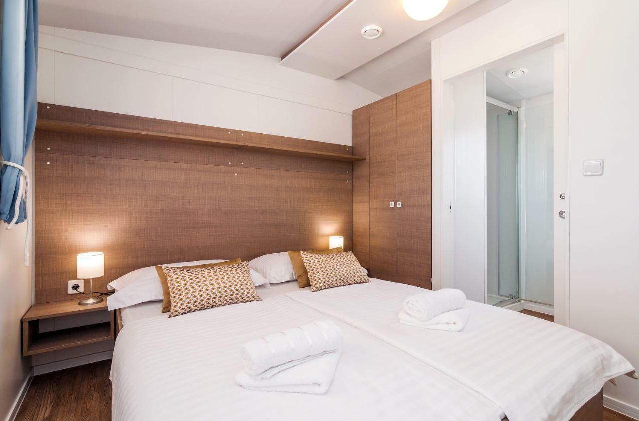Camp San Antonio Hotel Biograd Na Moru Ngoại thất bức ảnh